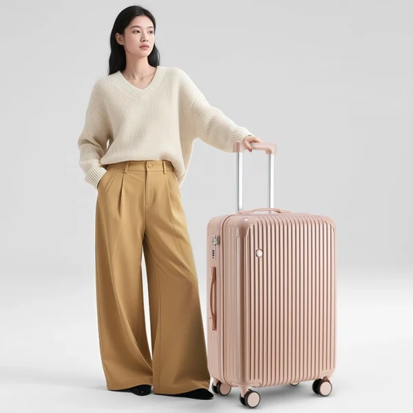 Lightweight Shockproof Travel Luggage 62cm